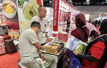Блок лапши быстрого приготовления Dongyang Food на выставке «Халяль» в Малайзии
